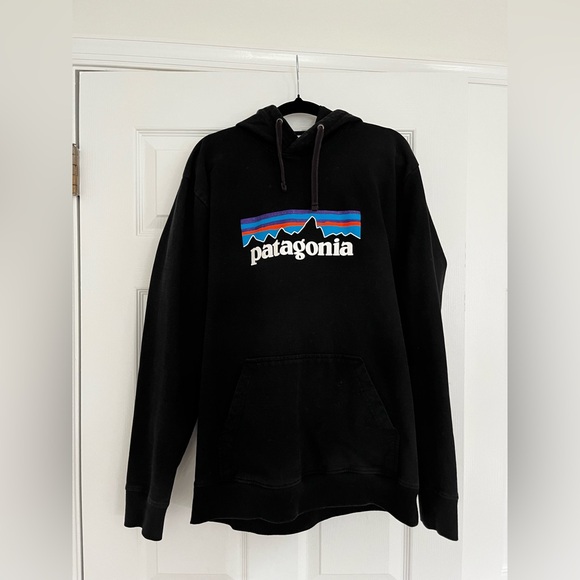 Patagonia Other - Patagonia Men’s Black P-6 Logo Uprisal Hoody, comfortable pullover, size large